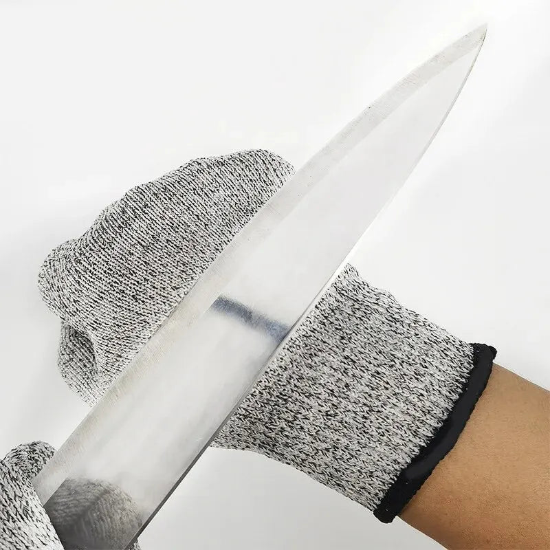 AMBOSS APPAREL® GripGuard Gloves Cut-Resistant Work & Self-Defense Gloves | Full hand blade protection